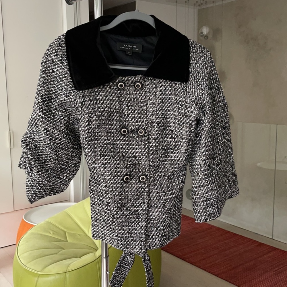 Elie Tahari Tweed Jacket Size 6
